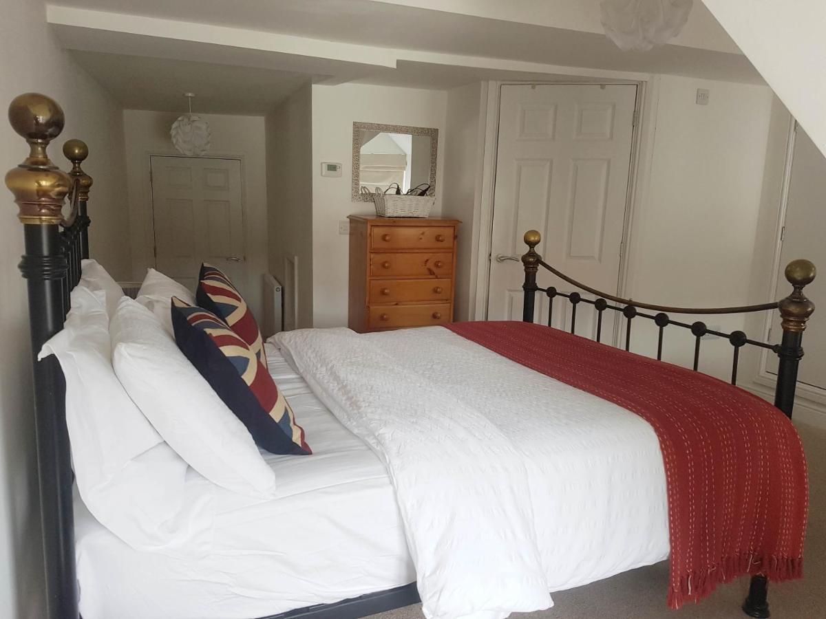 Warwick Market Place Apartment Luaran gambar